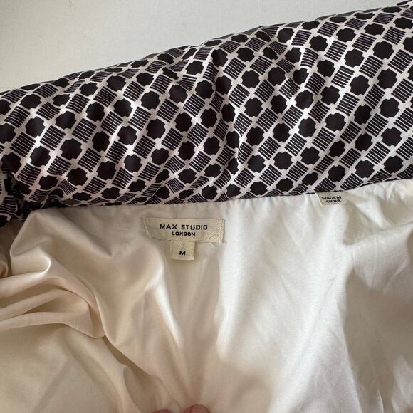 Max Studio Black White Geometric Print Cropped Bell Sleeve Puffer Jacket Size M - Picture 7 of 9